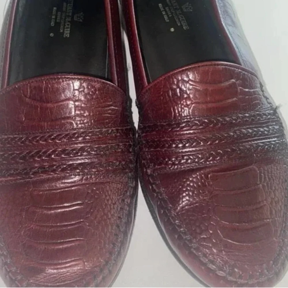 VINTAGE STUART MCGUIRE‎ MADE IN ITALY RED LOAFERS